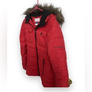 Columbia red women’s coat hooded with faux fur